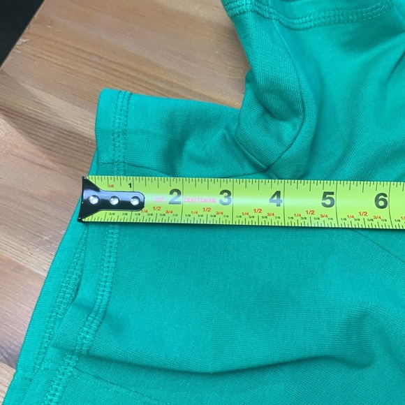 Sweaty Betty NWT After Class High Waisted Shorts, Green, Pockets - Picture 6 of 12